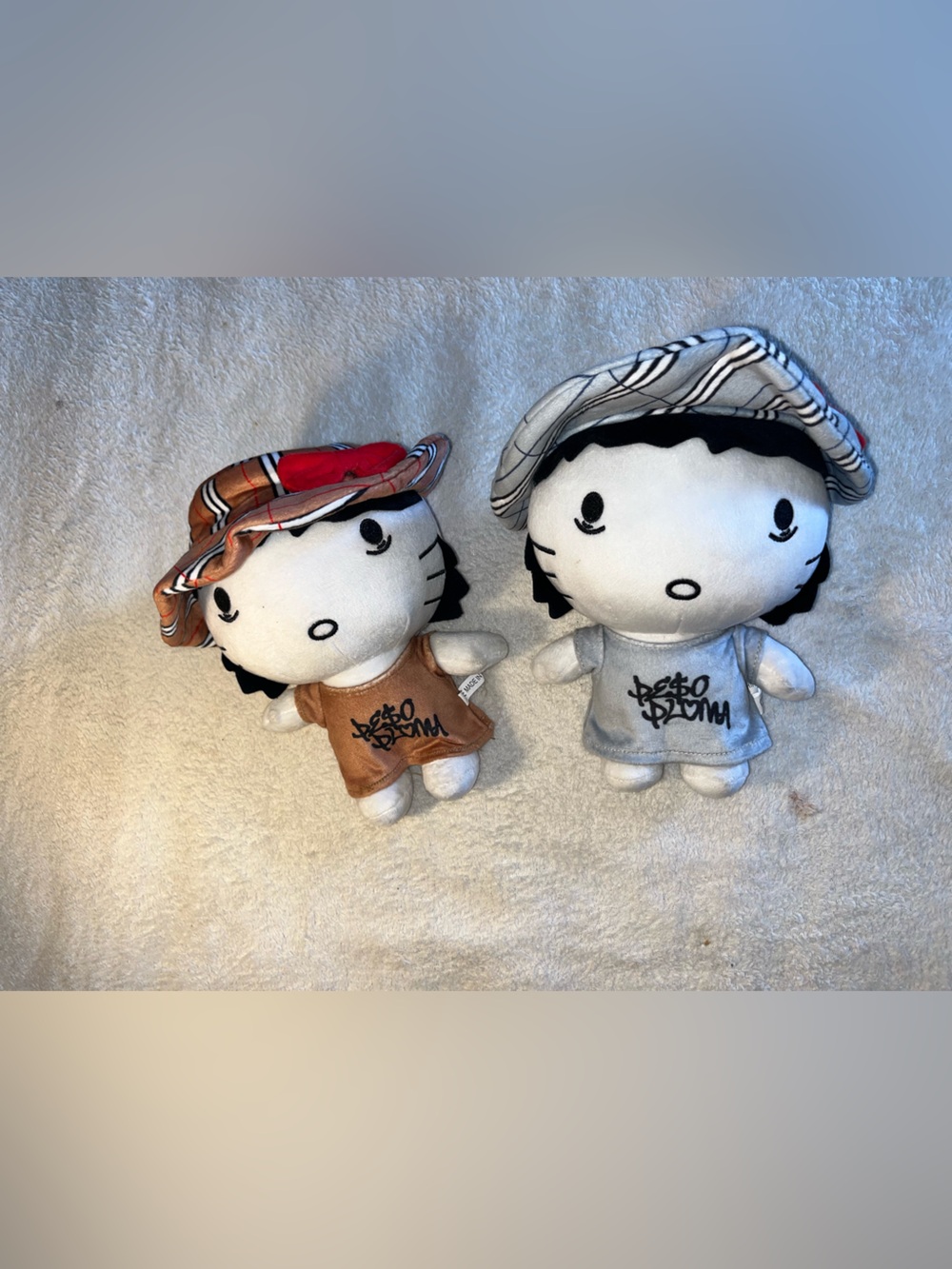 Hello Kitty x Peso Pluma Plush Lot of 2 Limited Edition Plaid Outfits Hat